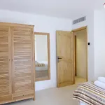 Дом отдыха Lovely Luxury With Garden And Private Pool Сент-Максим