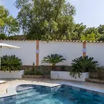 Lovely Luxury With Garden And Private Pool Сент-Максим