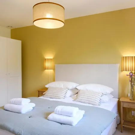 Hébergement de vacances Lovely Luxury With Garden And Private Pool