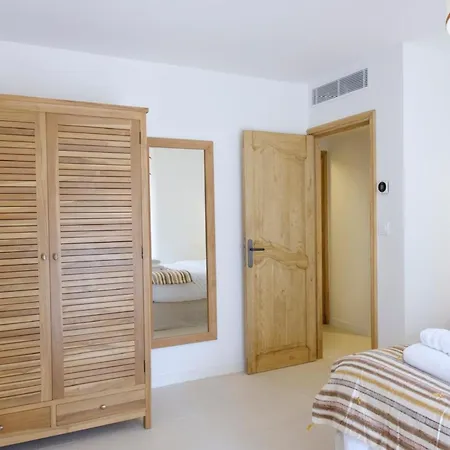 Lovely Luxury With Garden And Private Pool *